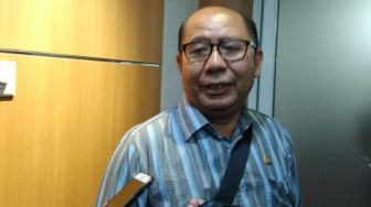 Bahas Raperda Corona, DPRD DKI Pangkas Belasan Pasal