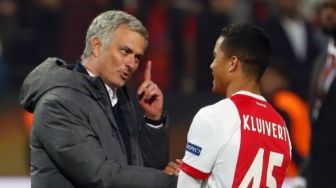 Dibuang Roma, Anak Legenda Der Oranje Ditampung Tim Besutan Baby Mourinho