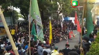 Ramai Massa Aksi Buruh, Masyarakat Kota Serang Diminta Hindari Jalur Ini