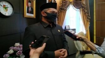 Anggota DPRD Tetap Lakukan Perjalanan Dinas walau 11 Sejawatnya Positif