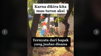 Disangka Ikut Aksi, Mahasiswa Menangis Dapat Perhatian Ini dari Warga