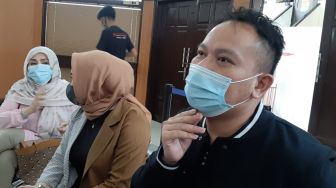 Terkait Laporan Terhadap Angel Lelga, Vicky Prasetyo Bilang Begini