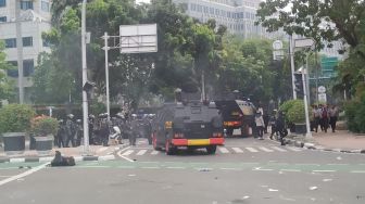 Aksi Tolak UU Cipta Kerja, Traffic Light di Jakarta Rusak Berat di 15 Titik