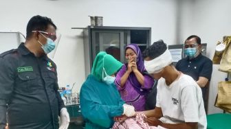 Dorr! Mata Anak STM Tertembak Saat Bentrok dengan Polisi di Bekasi