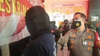 9 Anggota Ormas Rusak Pabrik Saat Demo Buruh Tolak UU Ciptaker di Tangerang