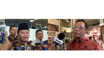 Kerap Saling Debat, Ini 3 Momen Mahfud MD dan HNW Terlibat Adu Argumen