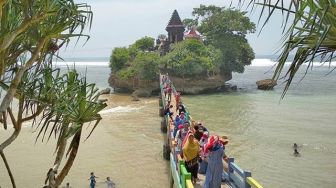 5 Rekomendasi Wisata Pantai di Malang