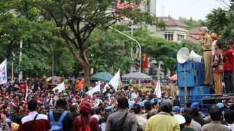 Ganjar Akan Sampaikan Aspirasi Buruh Jateng ke Pemerintah Pusat