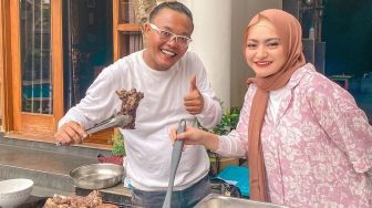 Super Romantis, Ini Bocoran Rencana Bulan Madu Sule dan Nathalie Holscher