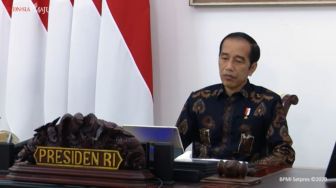 Buruh Curiga Jokowi Akan Intervensi Gugatan UU Cipta Kerja ke MK