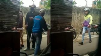 Viral Warga Kampung Melayu Bentrok Bawa Golok, Polisi: Sudah Damai