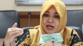 Intsiawati Ayus: Deklarasi KAMI Jangan Bikin Riuh Riau