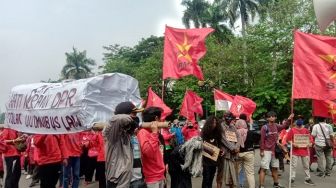 Buruh Tuntut UMP Naik, Ridwan Kamil Disurati Menaker untuk Tak Naikan Upah