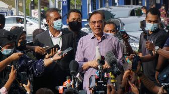 Anwar Ibrahim Diperiksa Polisi