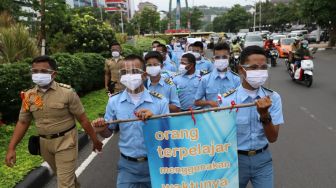 Tolak Demo Anarkis, Pelajar SMK Semarang Gelar Aksi Damai