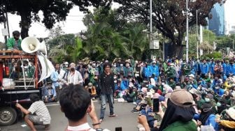 Berharap Bisa Ketemu Jokowi, Mahasiswa Demo: Istana di Depan Kita Kosong