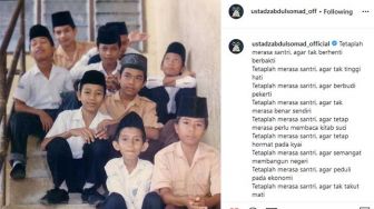 Hari Santri, UAS Unggah Foto Anak Sekolah, Warganet: Ustad Sebelah Mana?