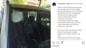 Ugal-ugalan Bawa Orang Sakit di Jalan Godean, Mobil Pria Ini Pecah Kacanya