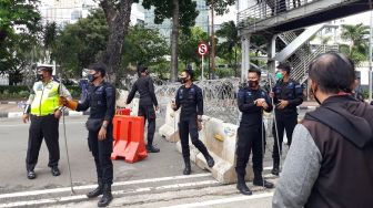 Ribuan Buruh Bakal Demo di Dekat Istana, Akses Jalan Mulai Ditutup