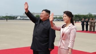 Setahun Menghilang, Keberadaan Istri Kim Jong Un Kini Menjadi Misteri