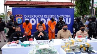 Sangat Disayangkan, Ada Pengacara Top di Riau yang Bela Bandar Narkoba