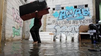 Jelang Subuh Perumahan Bekasi Terendam Banjir, Begini Kondisinya