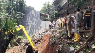Sebabkan Banjir, Wali Kota Bogor Bima Arya Perintahkan Bongkar Bangunan Liar