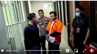 Gus Nur Kena Covid usai Berdoa Corona Serang Istana: Mulutmu, Harimaumu