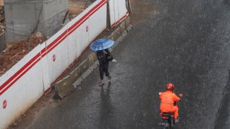 Prakiraan Cuaca Jakarta Rabu 25 Mei: Siang Sebagian Besar Wilayah DKI Hujan