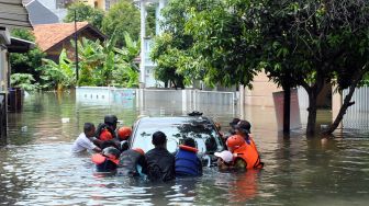 Banjir Rendam Perumahan Griya Cimanggu Indah Bogor
