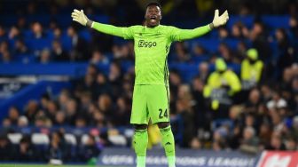 Tak Lolos Tes Doping, Kiper Ajax Andre Onana Diskor 12 Bulan