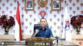 Terinspirasi Sepak Bola, Kemenpora Perkenalkan Senam Sundul Langit