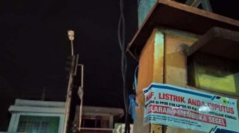 Abaikan Tagihan, PLN Segel Trafigh Light di Kota Polman