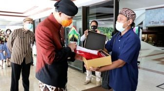 Hari Sumpah Pemuda, Mengapa Ganjar Pranowo Dapat Kado?