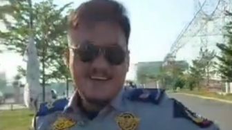Jangan Dicontoh! Petugas Dishub Makassar Ketangkap Basah Tidak Pakai Masker