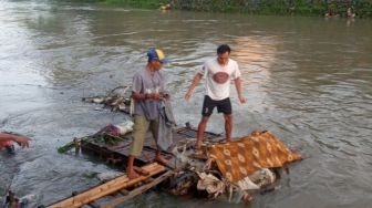 Penemuan Mayat Tersangkut Keramba Ikan, Gegerkan Warga Dasan Agung Baru