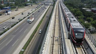 LRT Jabodebek Bisa Angkut 580 Ribu Penumpang Dalam Sehari