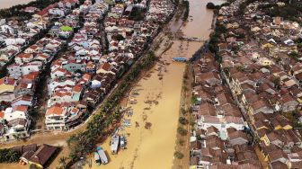 Ngeri! Vietnam Dihantam Topan dan Tanah Longsor