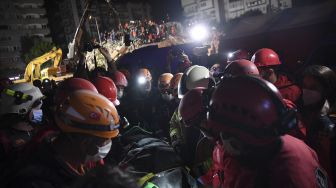 34 Jam Terjebak di Bawah Reruntuhan usai Gempa Turki, Pria 70 Tahun Selamat