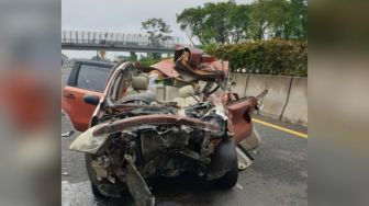 Kronologis Chacha Sherly Eks Trio Macan Kecelakaan di Tol Semarang