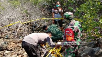 Geger! Jasad Misterius Ditemukan Membusuk di Pantai Popongan Situbondo