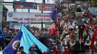 Rabu Besok Buruh Demo Besar di Depan Mahkamah Konstitusi Jakarta