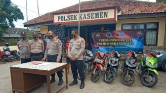 Lagi Ngopi, Komplotan Pencuri Wisata Ziarah Banten Lama Diringkus Polisi