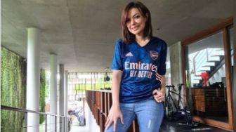 Rayakan Kemenangan Arsenal Atas Leicester, Najwa Shihab Lakukan Hal Ini