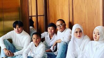 Resmi Gugat Cerai, Nathalie Holscher Hapus Foto Bareng Sule dan Anak-anaknya