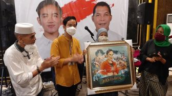 Anak Jokowi Dituding Tim Hukum Rizieq Tak Taat Aturan, Gibran: Kalau Salah Monggo Ditegur