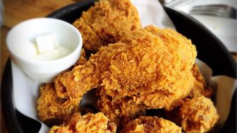 Resep Ayam Goreng Krispi ala Restoran Cepat Saji, Dijamin Super Renyah