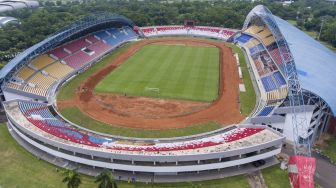 Foto aerial Stadion Gelora Sriwijaya Jakabaring (GSJ), Jakabaring Sport City (JSC) di Palembang, Sumatera Selatan, Jumat (6/11/2020). [ANTARA FOTO/Nova Wahyudi]