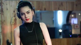 Ngaku Buat Konten, Pacar Chef Juna Bantah Settingan dengan Andra Bagindas