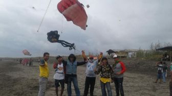 Talikama Kite Community, Bermain Layang-layang Itu Bukan Hanya Tarik Ulur